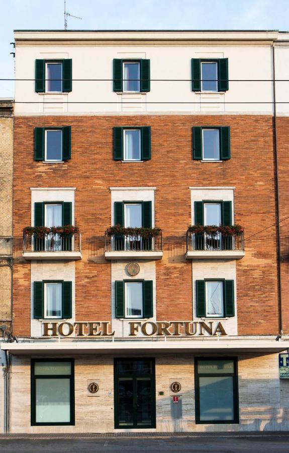 Hotel Fortuna Ancona Buitenkant foto